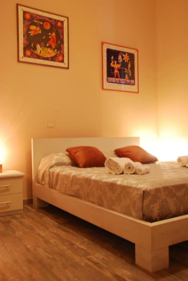 רומא Home Art Colosseo מראה חיצוני תמונה